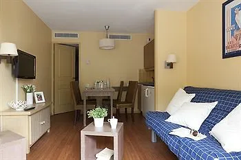 아파트 Appartement Pierre 칸느