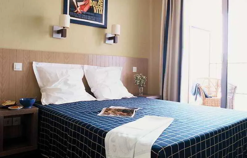 קאן Appartement Pierre 0*,